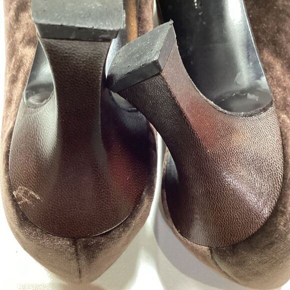 Salvatore Ferragamo‎ Vintage Brown Velvet  Leather Heels Size 6.5 - Picture 12 of 12